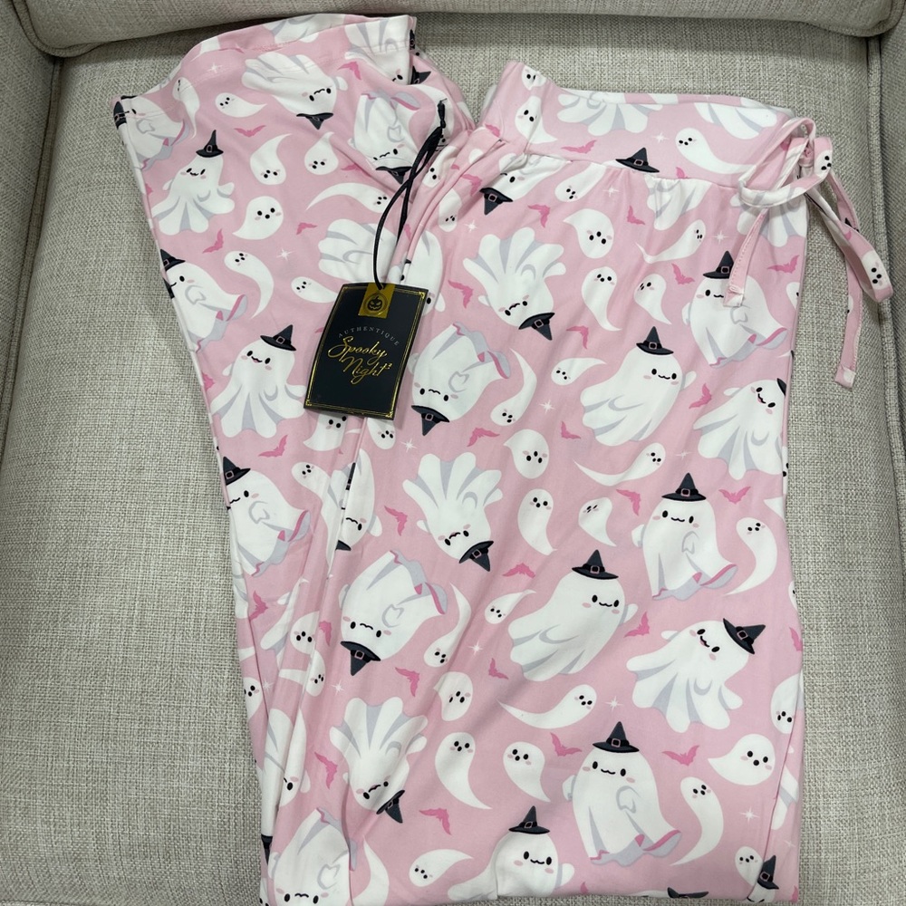 Pink Halloween Ghost Witches & Pink Bats Super Soft Pajama Pants Size Medium NWT - Picture 1 of 3